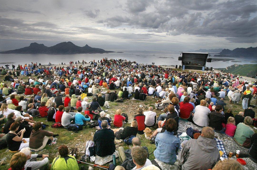 Norway: The Land of Festivals - background banner