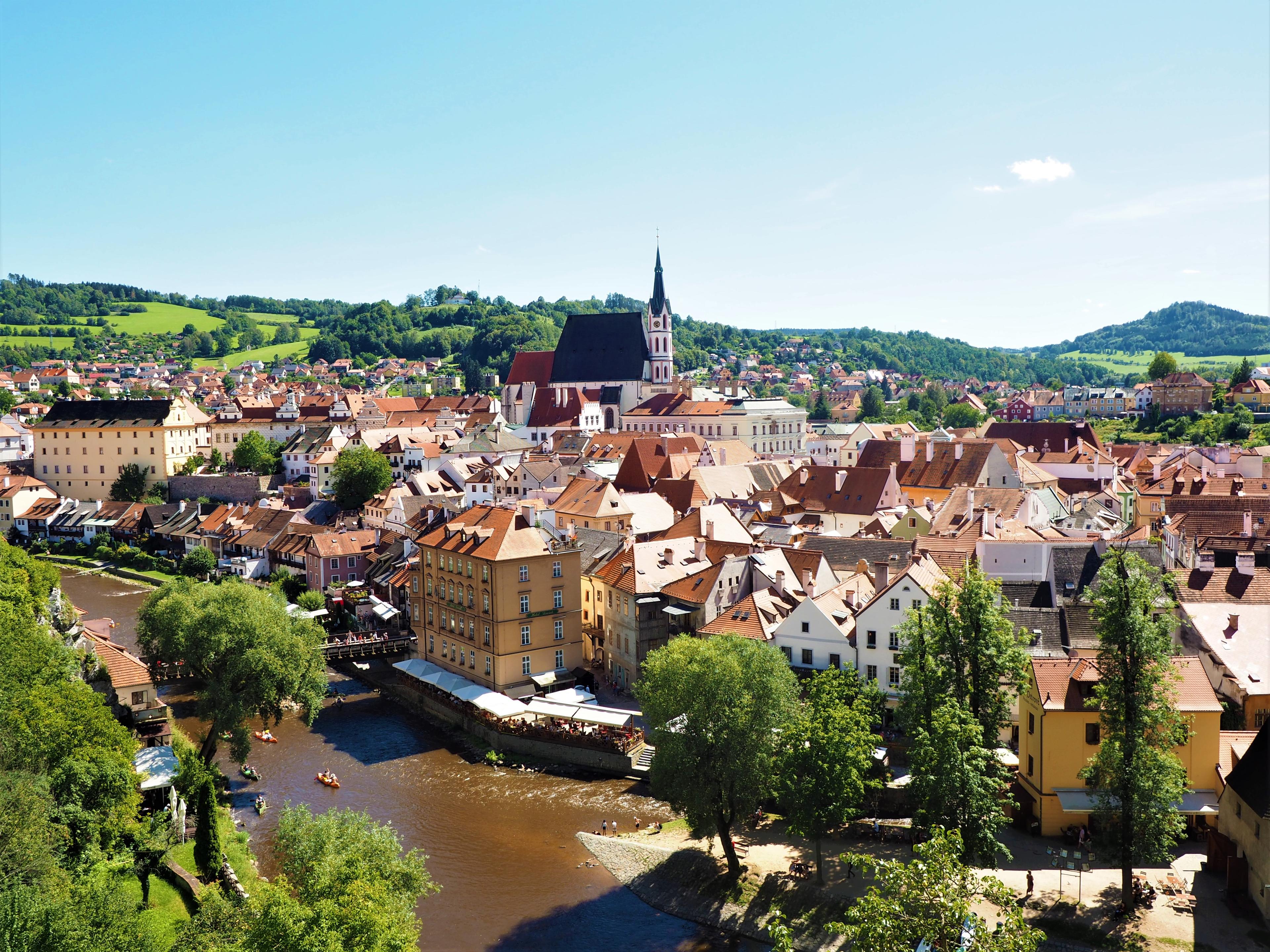 Why You’ll Love the Czech Republic - background banner